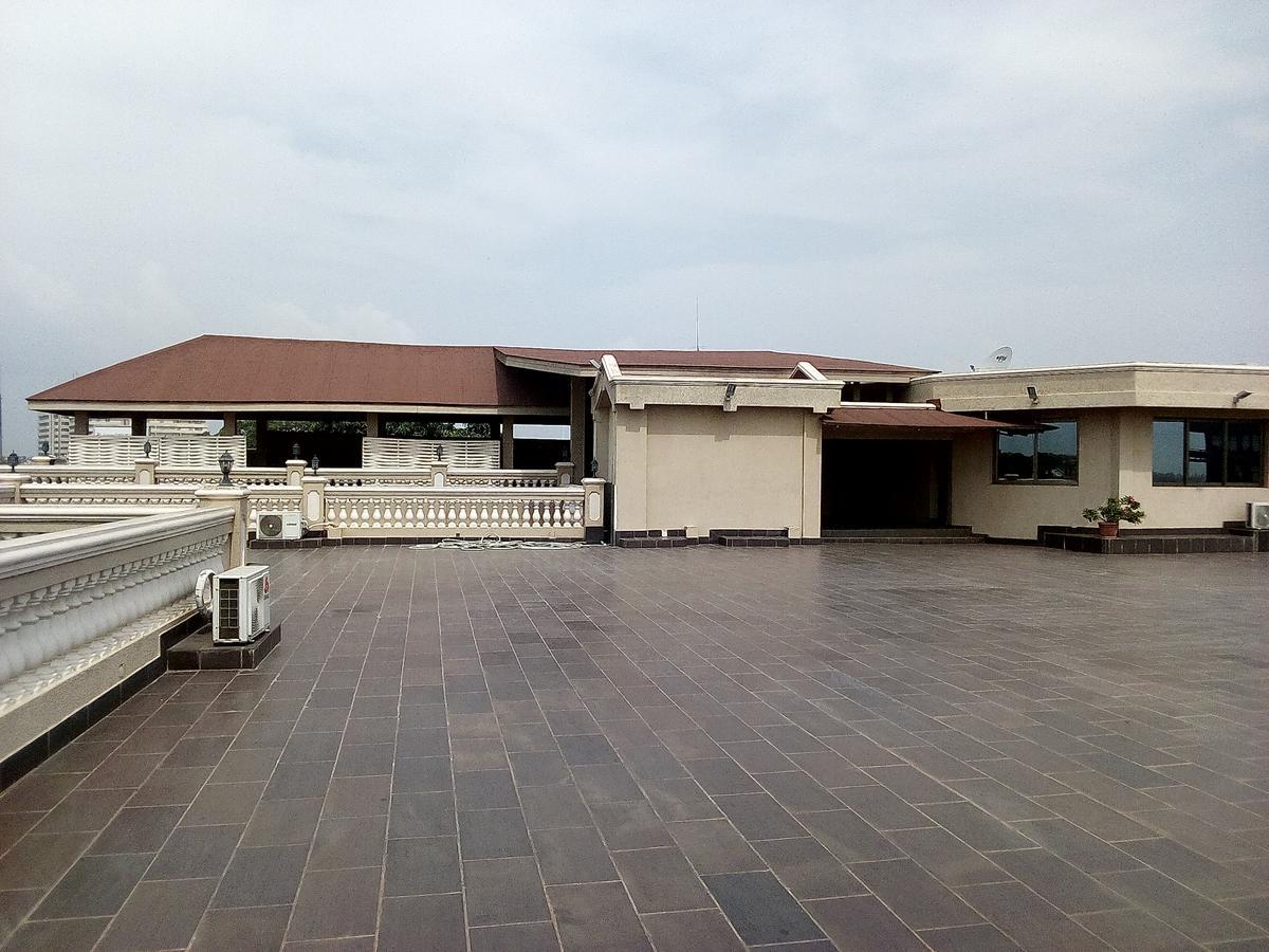 Hotel Saint Thomas Lome Bagian luar foto