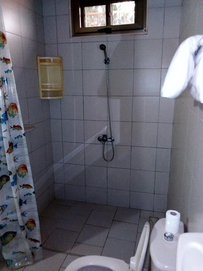 Hotel Saint Thomas Lome Bagian luar foto